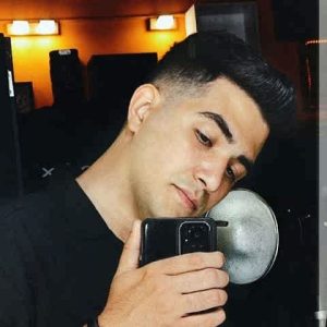 دانلود آهنگ اهورا اگه هنوز به فکرتم تو منو ببخش دانلود آهنگ اهورا اگه هنوز به فکرتم تو منو ببخش